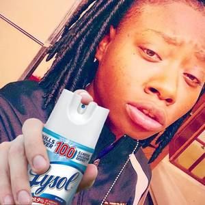 Meet your Posher, Abria